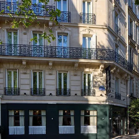 Hotel D'argenson 4*
