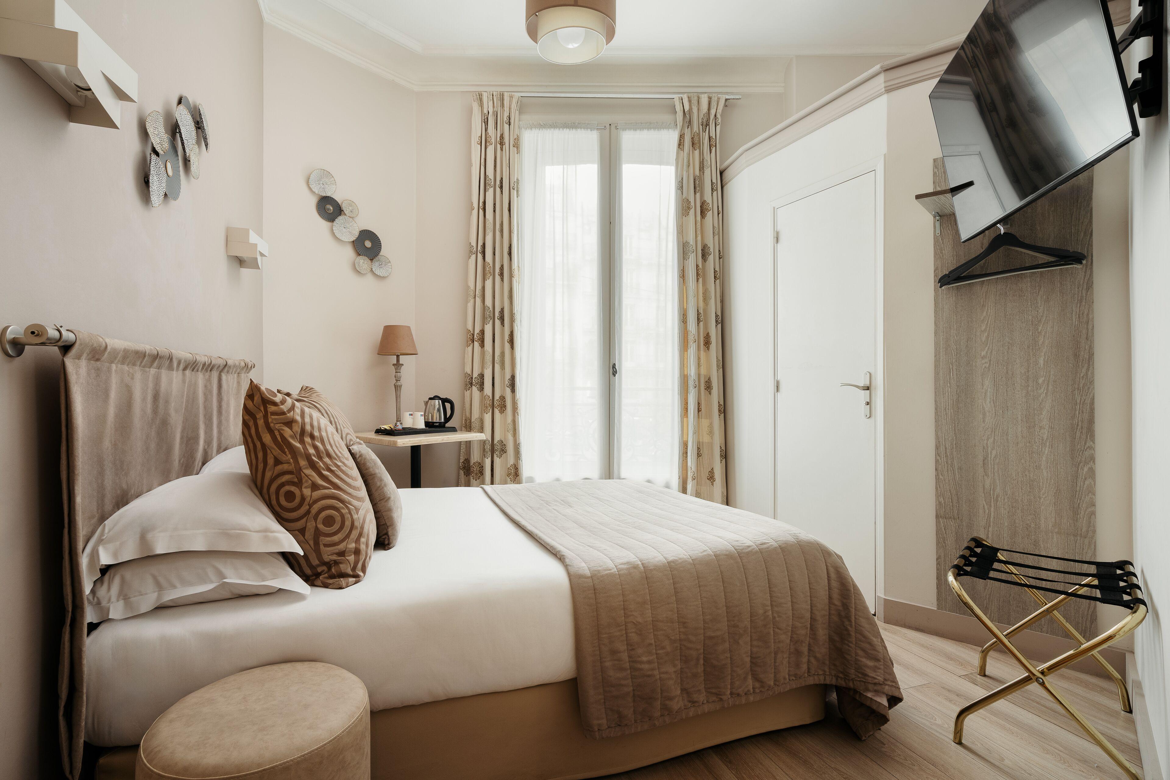 Hotel D'argenson 4*